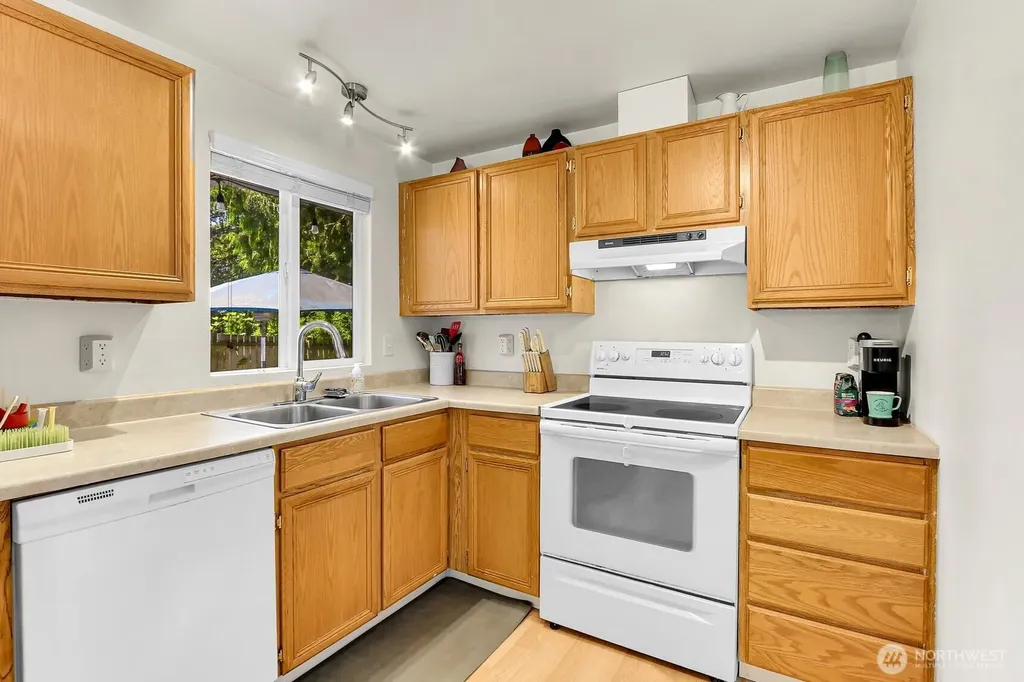 17532 24th Avenue SE Bothell WA 98012