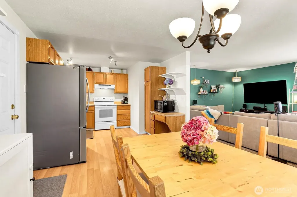 17532 24th Avenue SE Bothell WA 98012