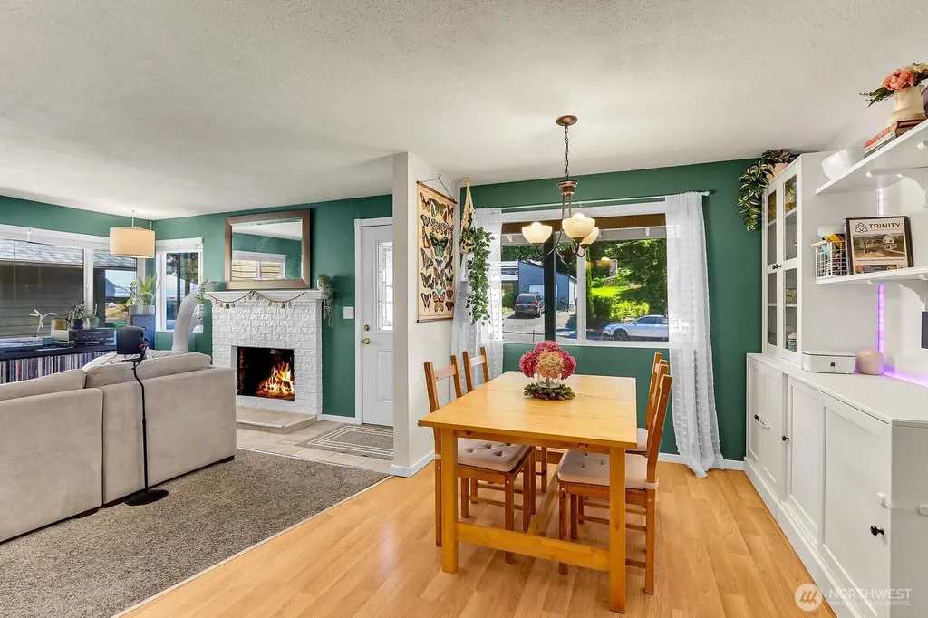 17532 24th Avenue SE Bothell WA 98012