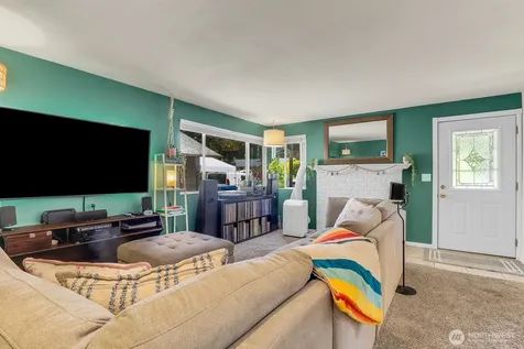 17532 24th Avenue SE Bothell WA 98012