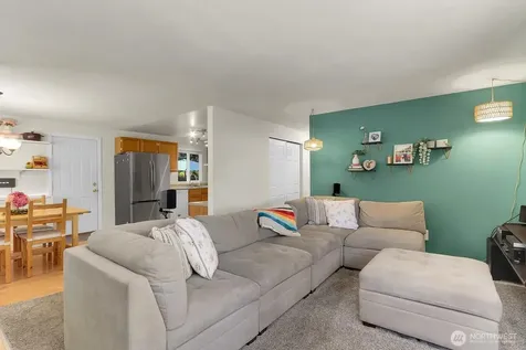17532 24th Avenue SE Bothell WA 98012