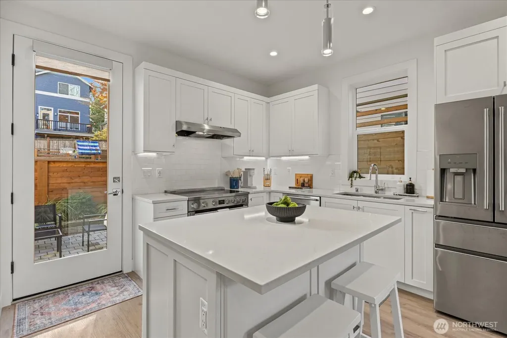 3537 NE 93rd Street Seattle WA 98115