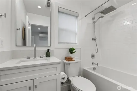 3537 NE 93rd Street Seattle WA 98115