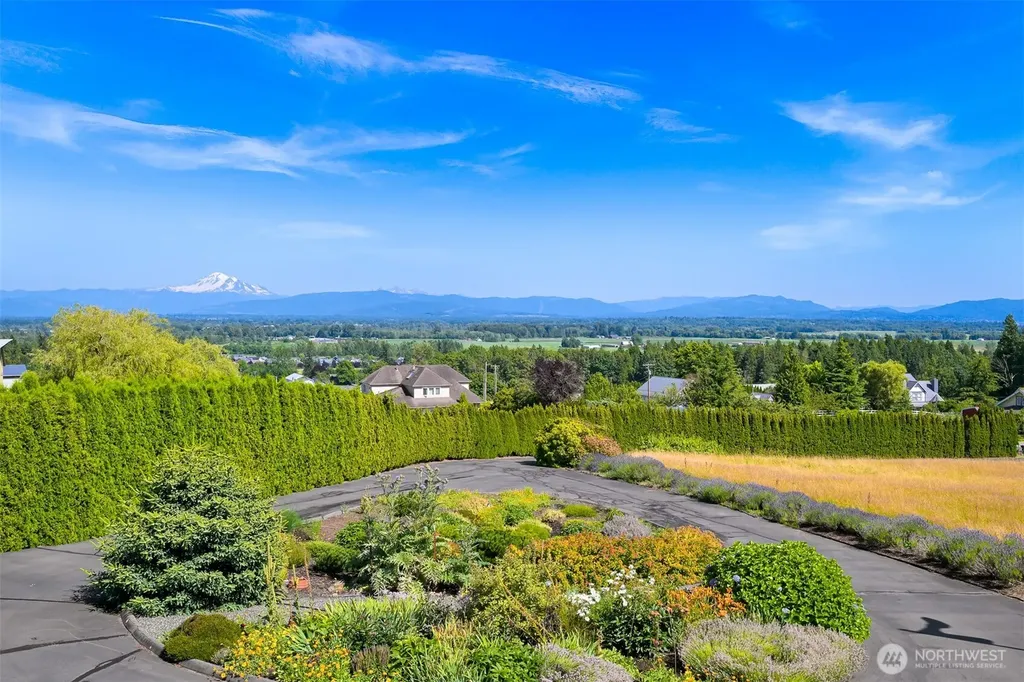 2752 Douglas Road Ferndale WA 98248