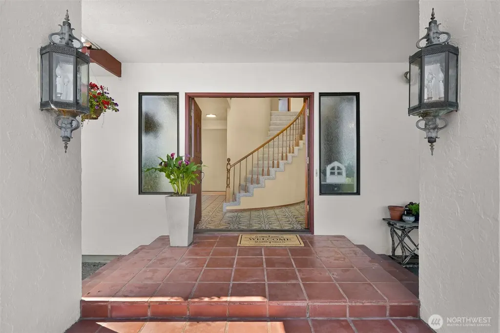 2752 Douglas Road Ferndale WA 98248