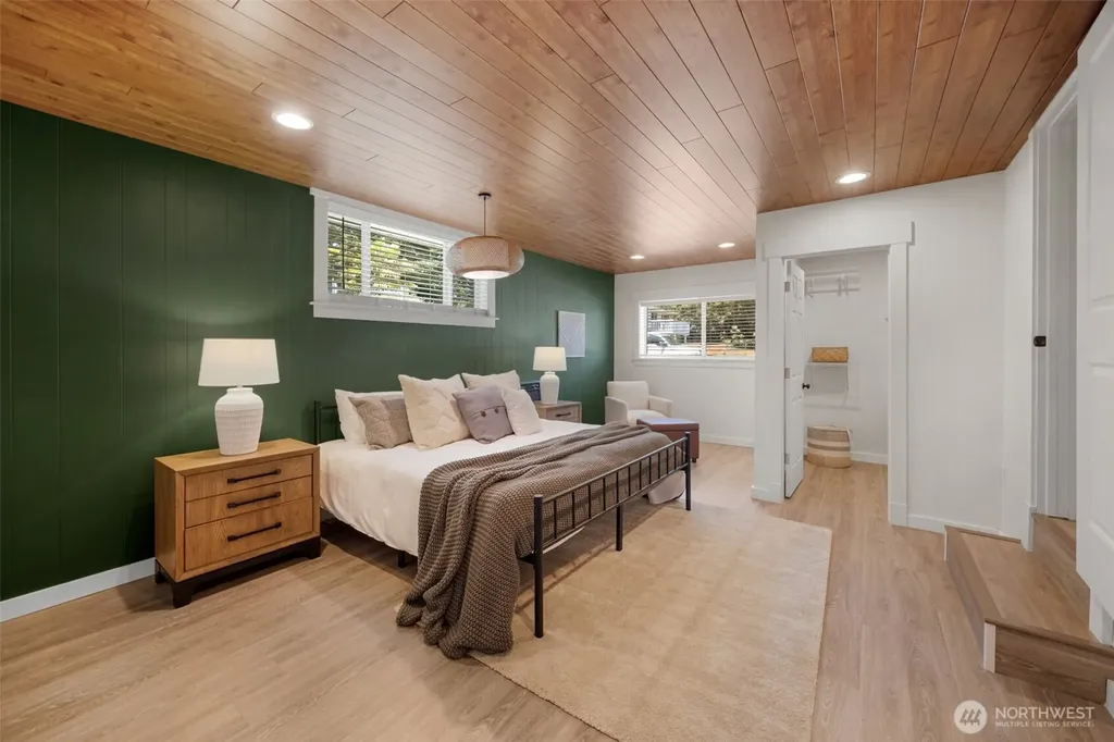 1216 118th Place SE Everett WA 98208