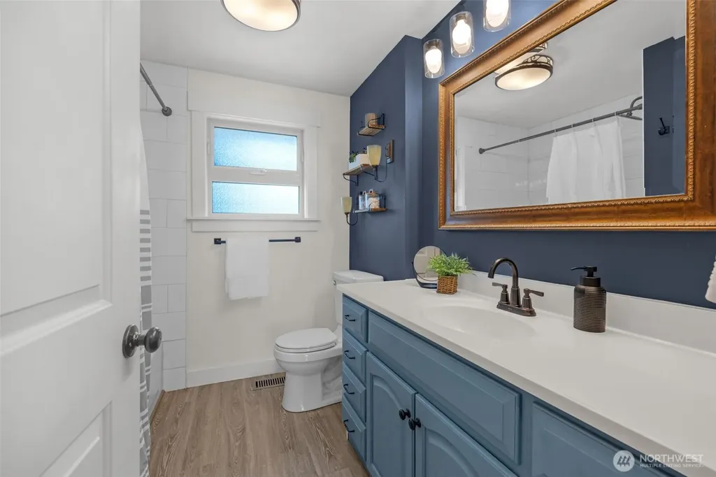 1216 118th Place SE Everett WA 98208