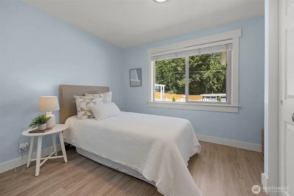 1216 118th Place SE Everett WA 98208