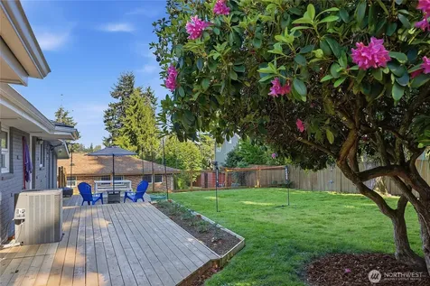 1216 118th Place SE Everett WA 98208