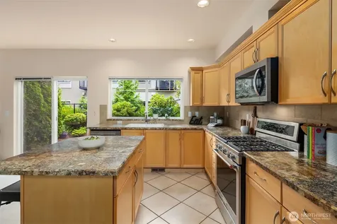 500 S 46 Place Renton WA 98055