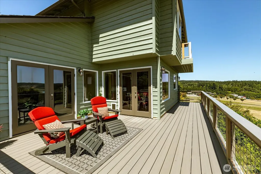 1950 Hillvista Place Freeland WA 98249