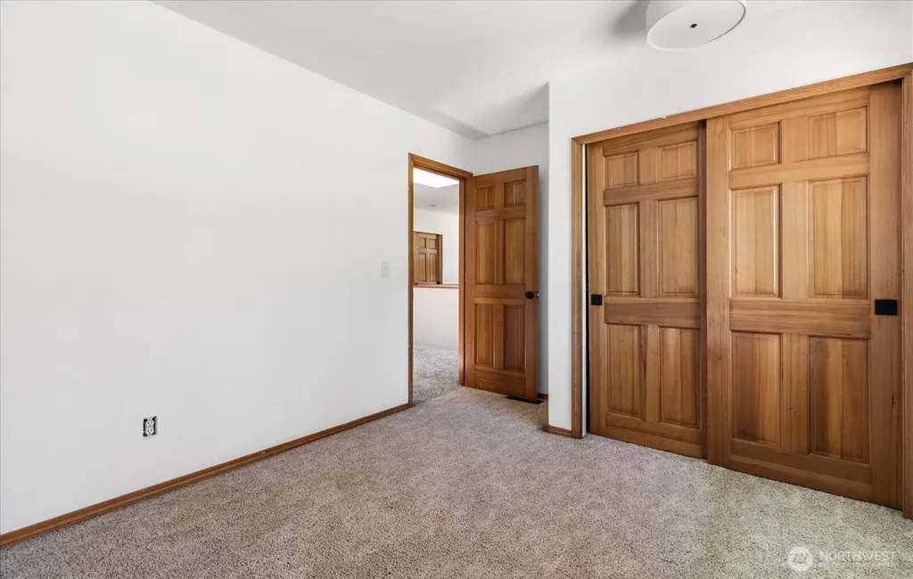 1950 Hillvista Place Freeland WA 98249