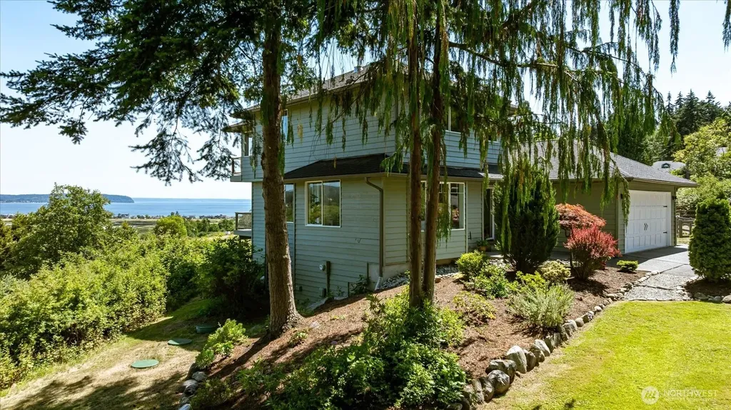 1950 Hillvista Place Freeland WA 98249