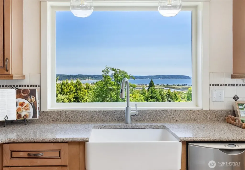 1950 Hillvista Place Freeland WA 98249