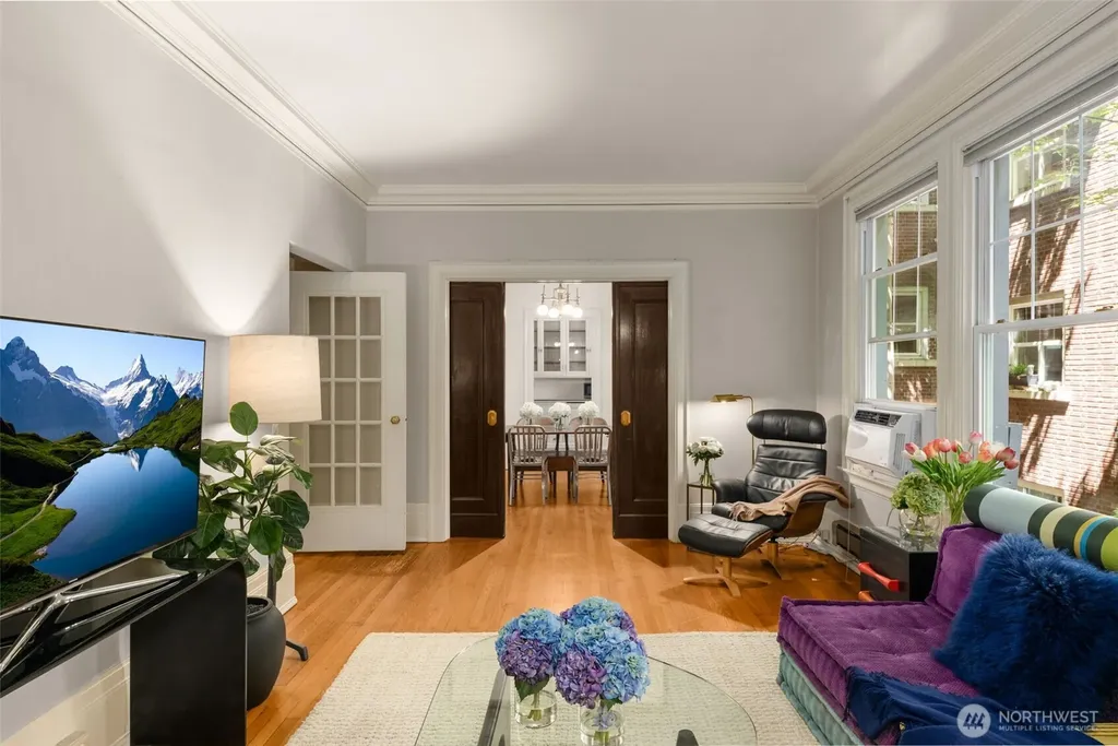 615 Boren Avenue Seattle WA 98104