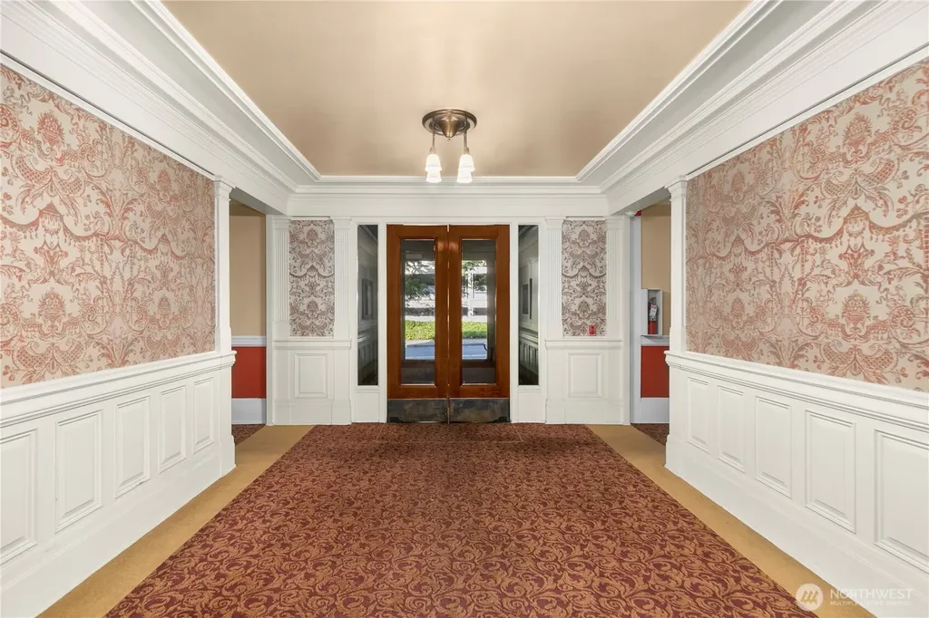 615 Boren Avenue Seattle WA 98104