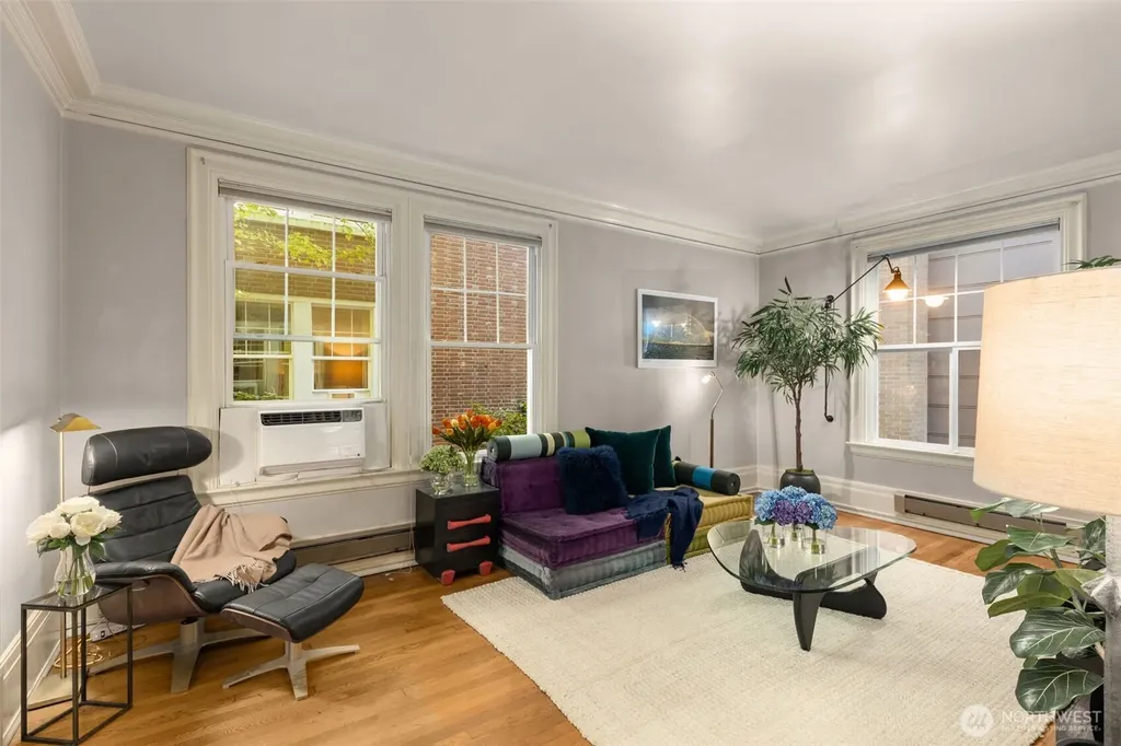 615 Boren Avenue Seattle WA 98104