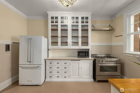 615 Boren Avenue Seattle WA 98104