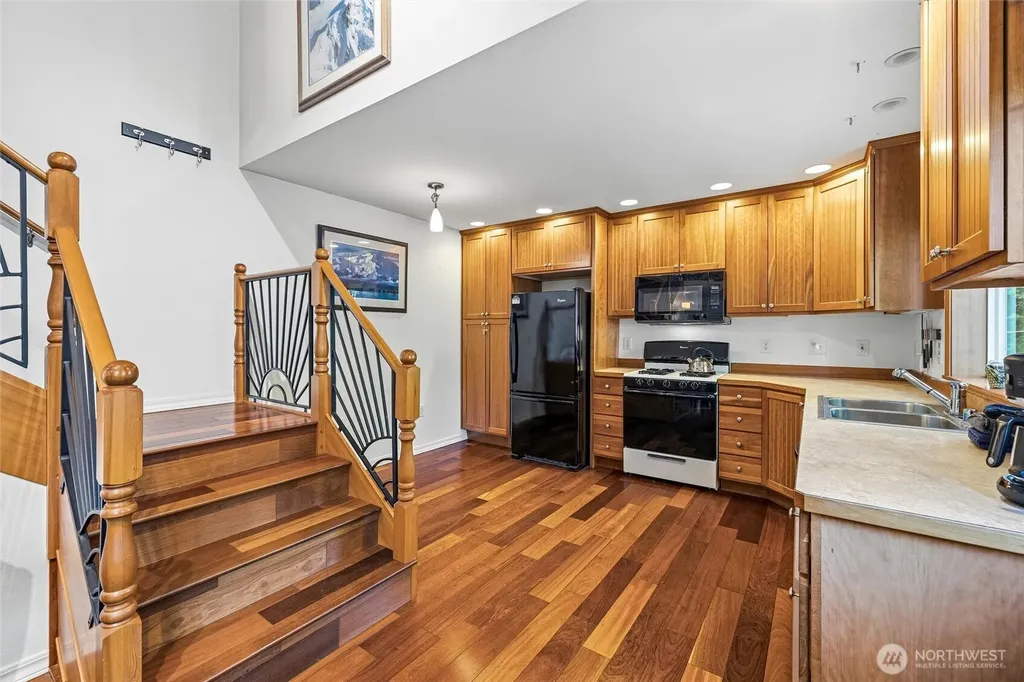 11062 Whistler Lane Deming WA 98244