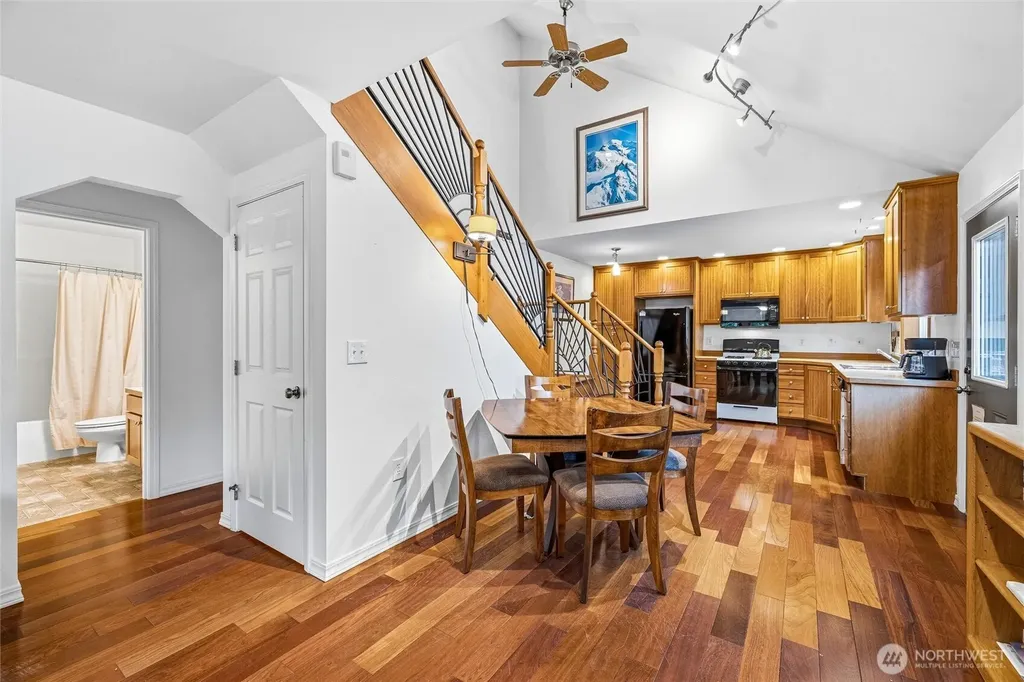 11062 Whistler Lane Deming WA 98244