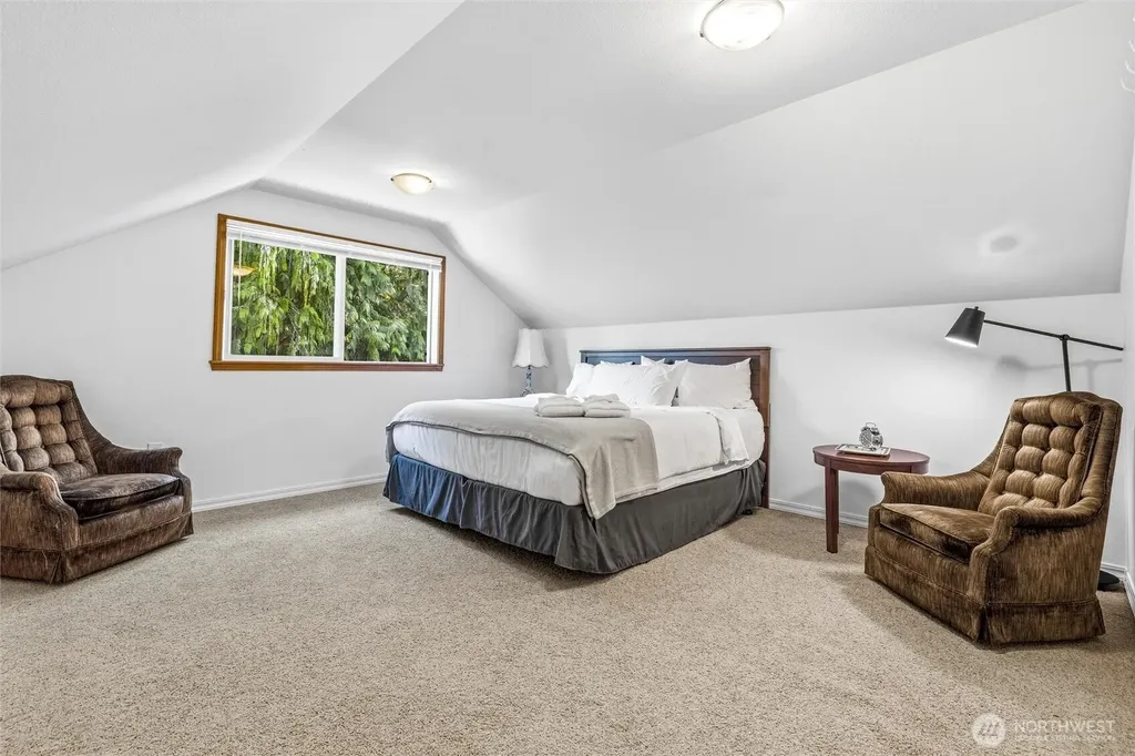 11062 Whistler Lane Deming WA 98244