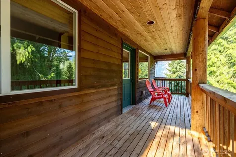 11062 Whistler Lane Deming WA 98244
