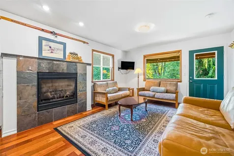 11062 Whistler Lane Deming WA 98244