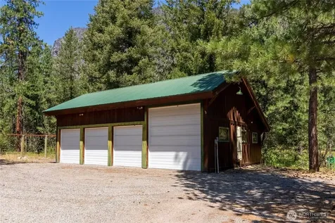 226 Lost River Road Mazama WA 98833