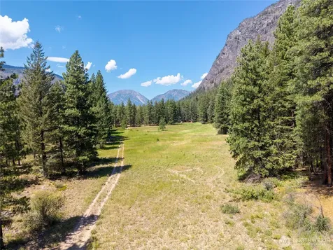 226 Lost River Road Mazama WA 98833