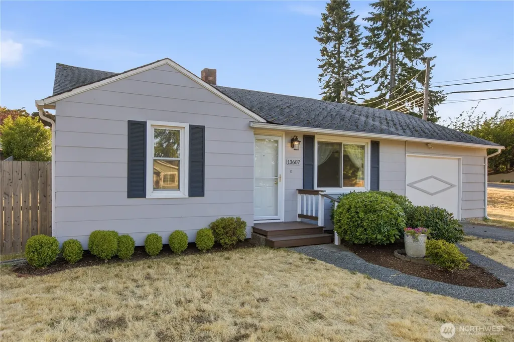 13607 2nd Avenue SW Seattle WA 98166