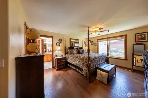10908 24th Drive SE Everett WA 98208