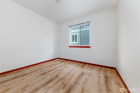 1102 Chestnut Street Everett WA 98201