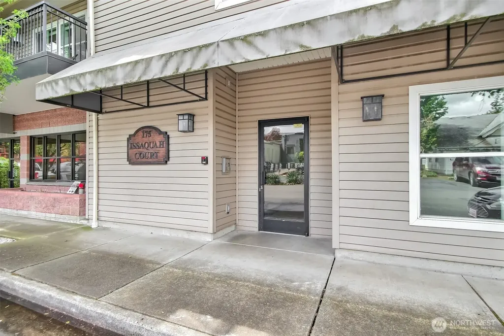 175 1st Place NW Issaquah WA 98027