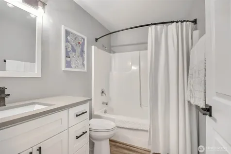 175 1st Place NW Issaquah WA 98027