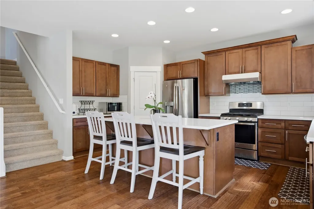 20018 91st Pl S Kent WA 98031