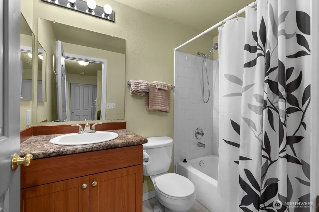 14002 NE 181st Place Woodinville WA 98072