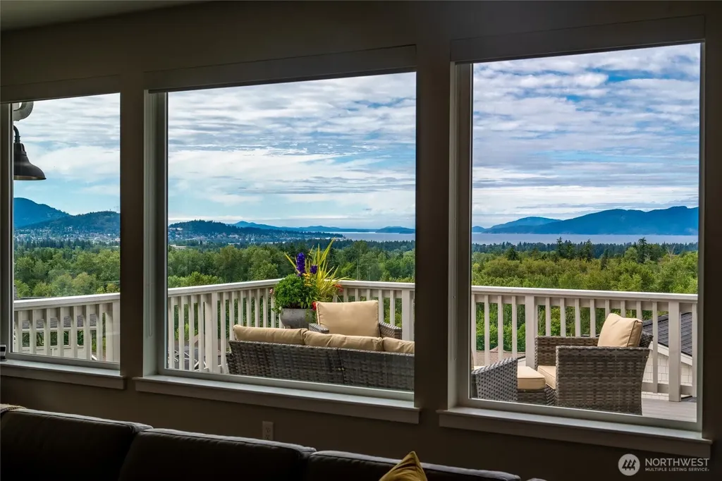 860 Blackwood Court Bellingham WA 98226