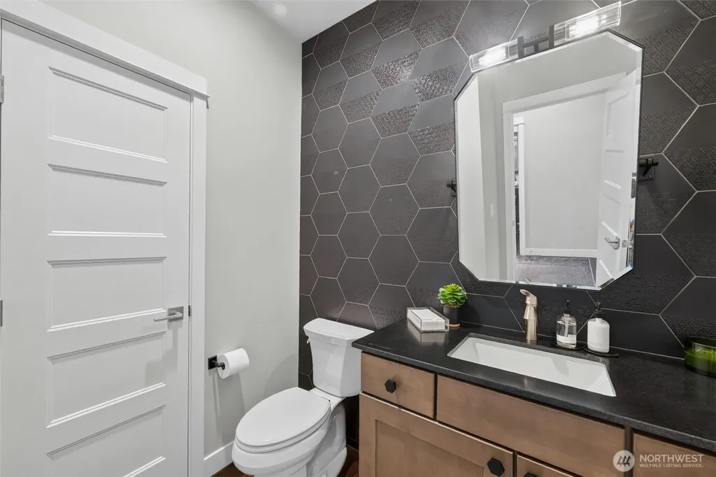 860 Blackwood Court Bellingham WA 98226