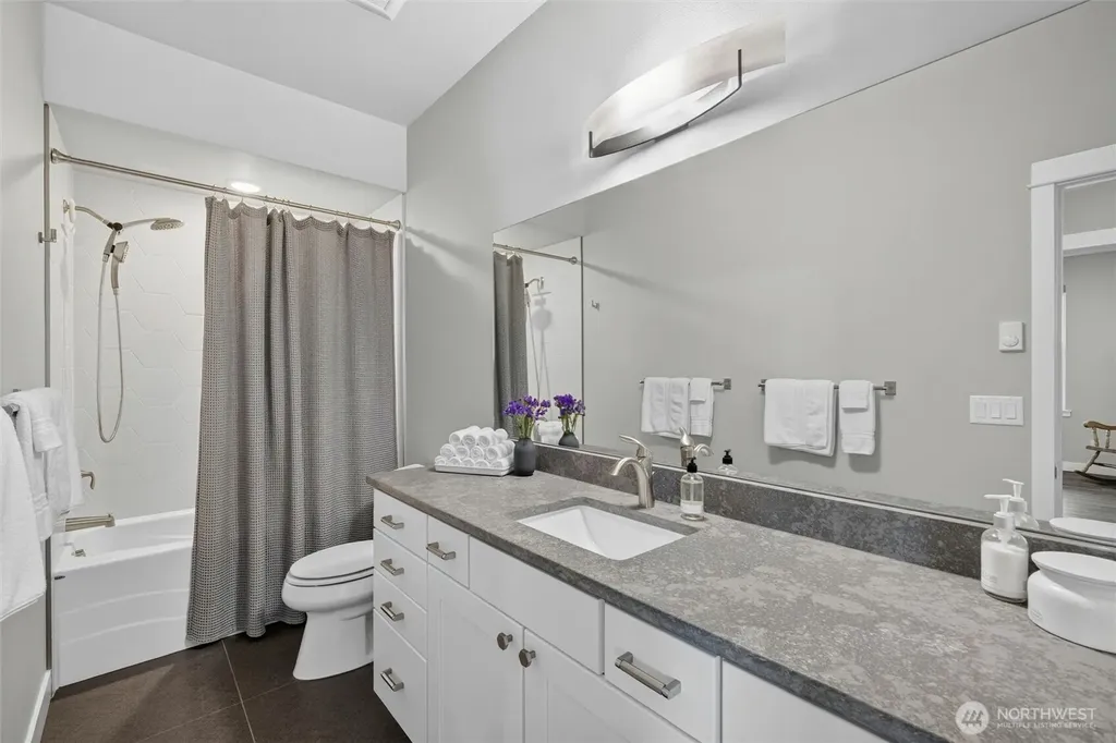 860 Blackwood Court Bellingham WA 98226