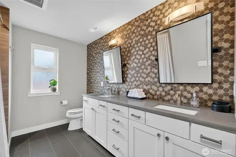 860 Blackwood Court Bellingham WA 98226