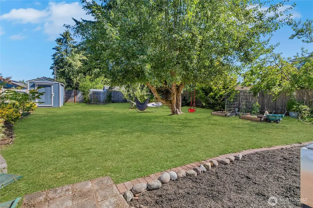 616 North Street SE Tumwater WA 98501