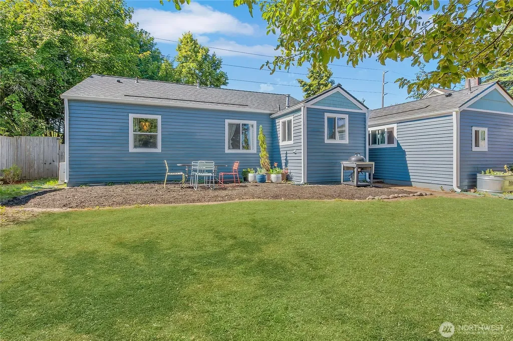 616 North Street SE Tumwater WA 98501