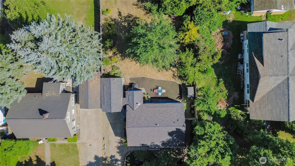 616 North Street SE Tumwater WA 98501