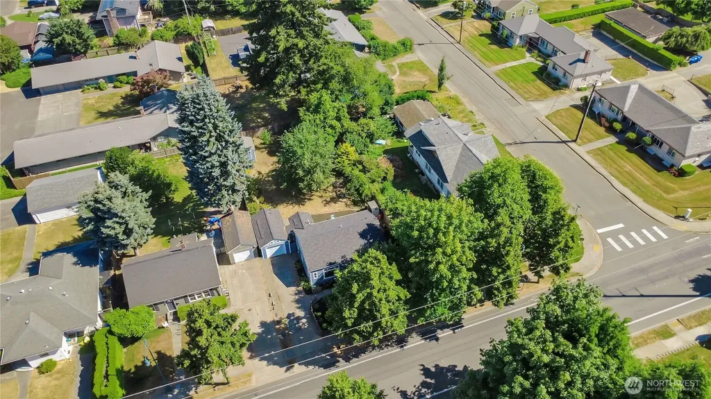 616 North Street SE Tumwater WA 98501