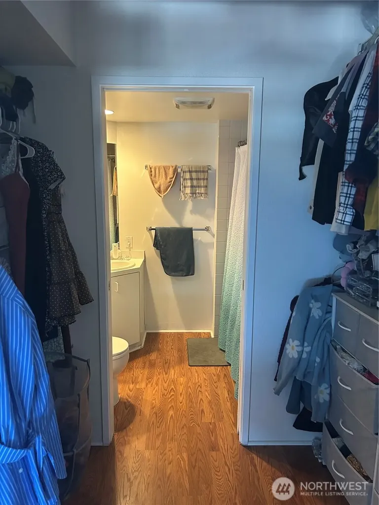 1415 2nd Avenue Seattle WA 98101