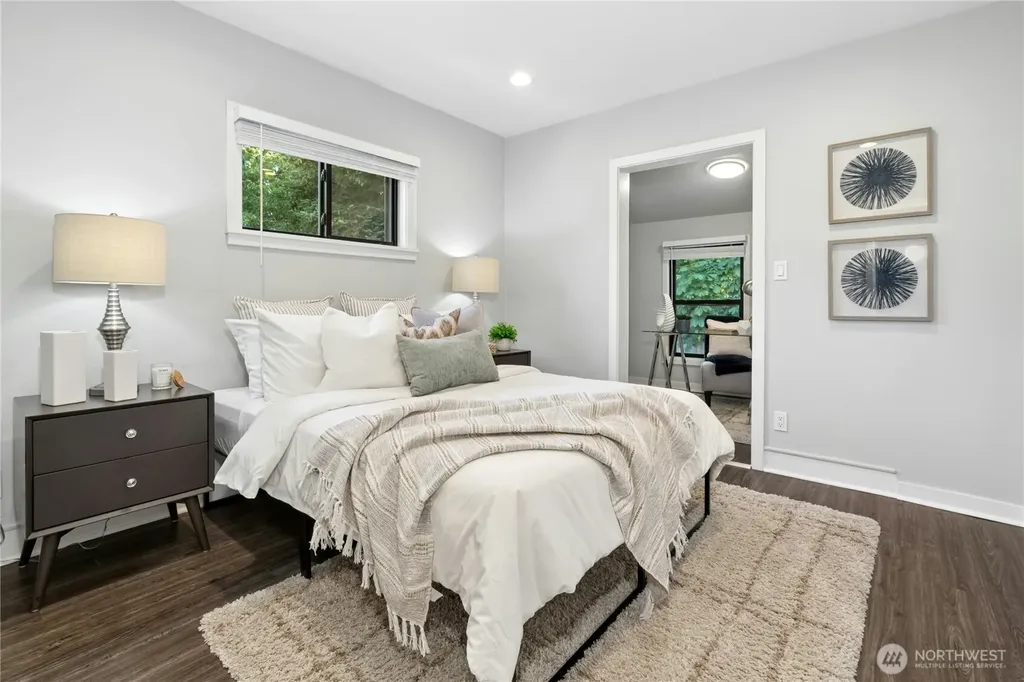 8538 Ashworth Avenue N Seattle WA 98103