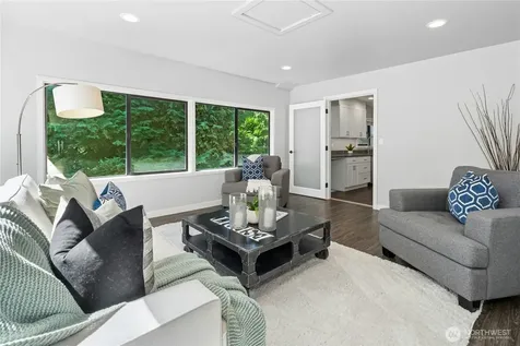 8538 Ashworth Avenue N Seattle WA 98103