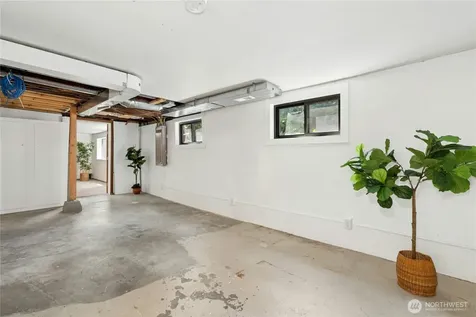 8538 Ashworth Avenue N Seattle WA 98103