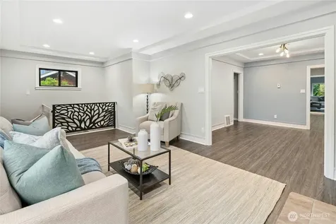8538 Ashworth Avenue N Seattle WA 98103