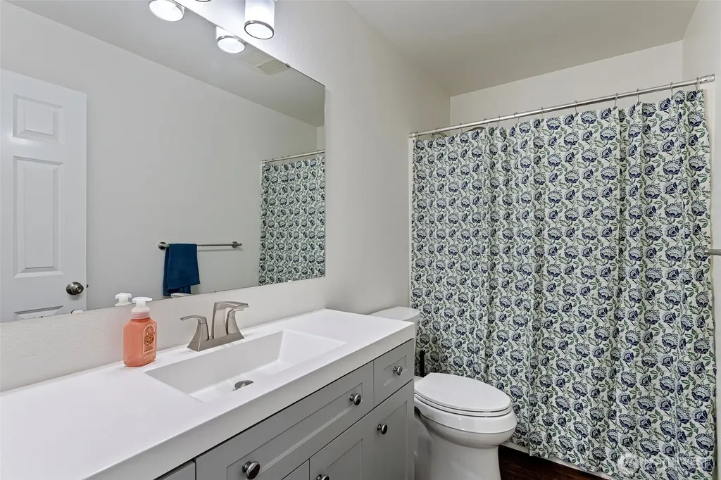 17625 12th Place W Lynnwood WA 98037